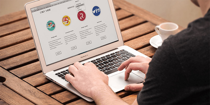 مدیریت وبسایت را چگونه انجام دهیم؟ - شرکت دیجیتال مارکتینگ ایکاد